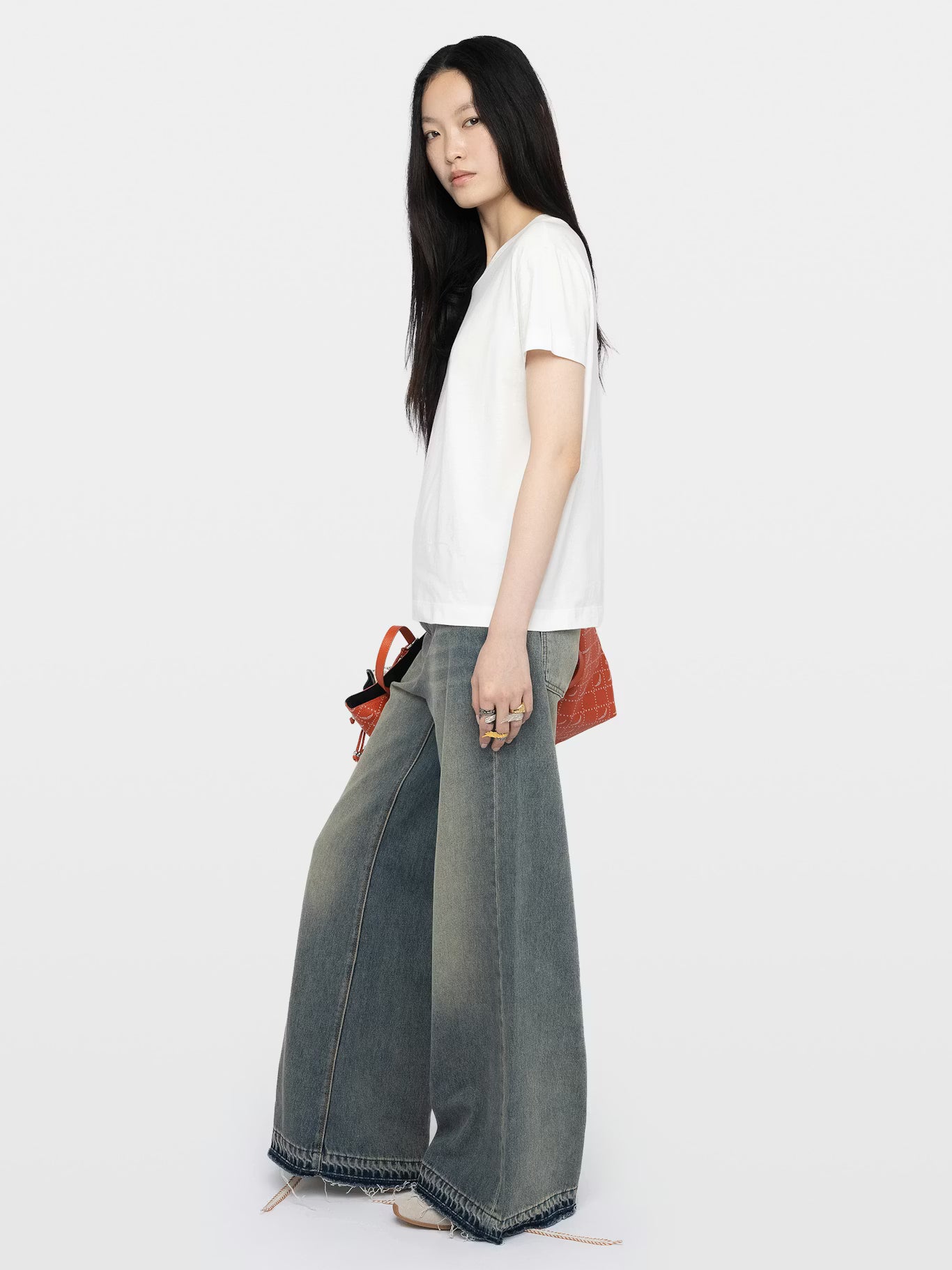 SUZAN HC PLISSE WINGS