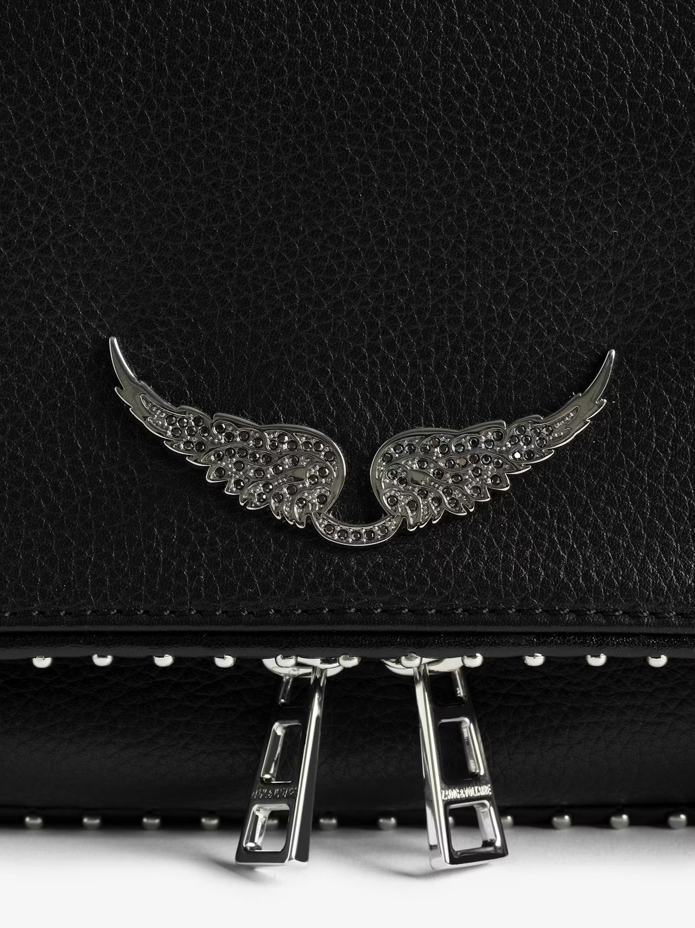 ROCK GRAINED LEATHER   STUDS