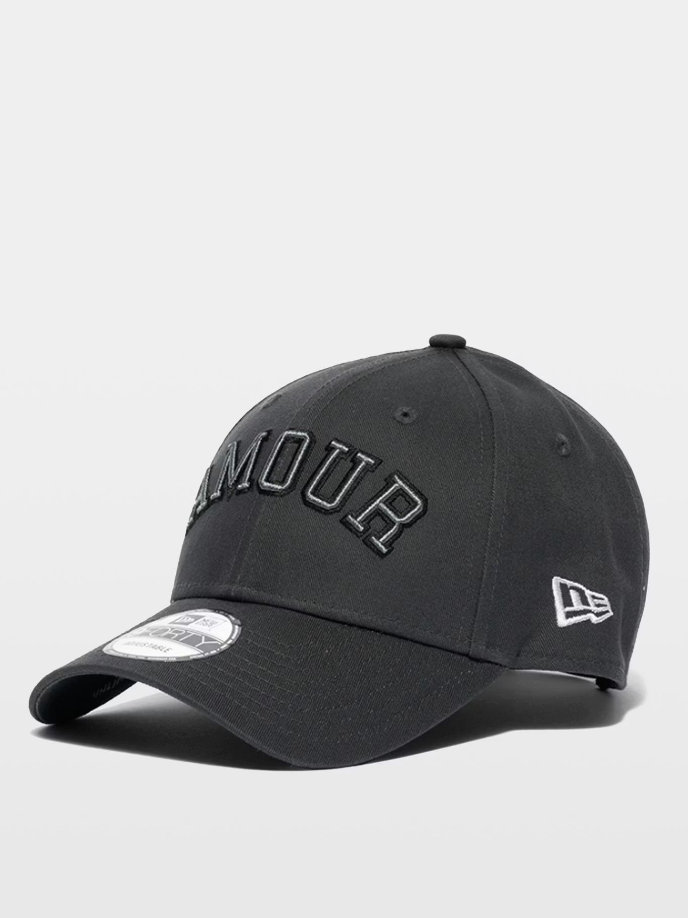 NEW ERAxZV - AMOUR CAP