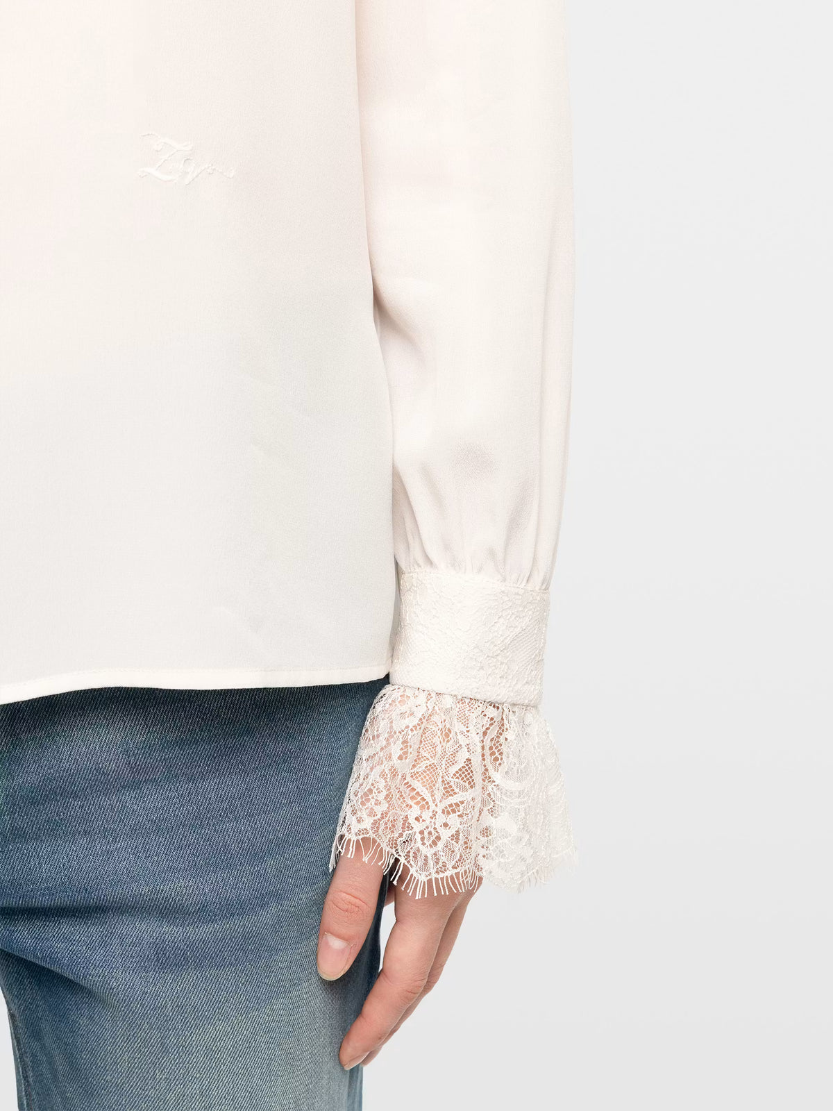 THELY LACE CDC
